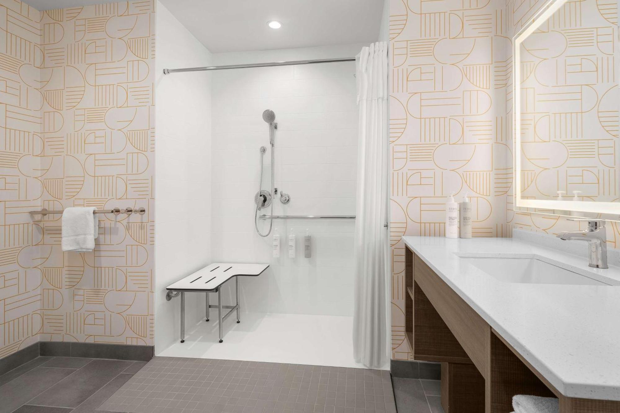 Home2 Suites By Hilton Eureka Exteriör bild